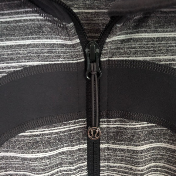LULULEMON Zip Up Jacket Stride Grey White 4 - Picture 2 of 9